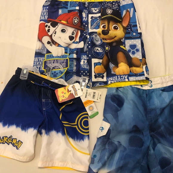 Assorted Clothing Bundle - Picture 3 of 6